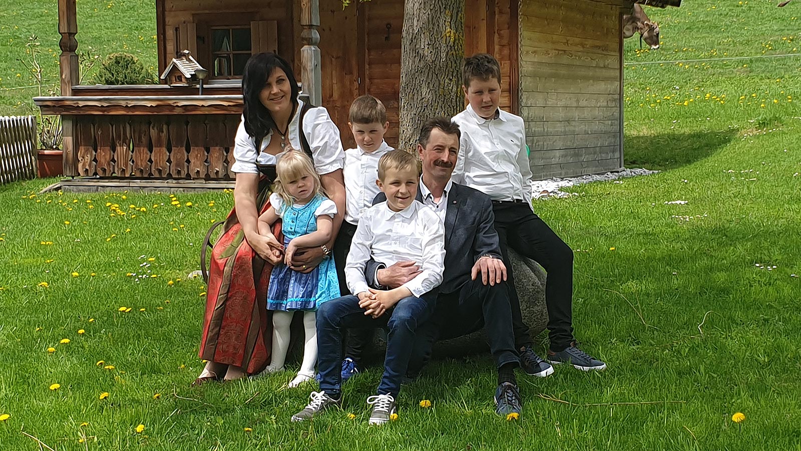 Famiglia Weissteiner dell'agriturismo Ralserhof in val di Vizze